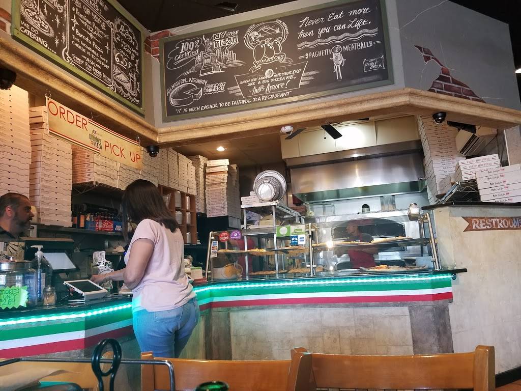 Giannis NY Pizza | restaurant | 936 58th St N, St. Petersburg, FL 33710, USA | 7273813209 OR +1 727-381-3209