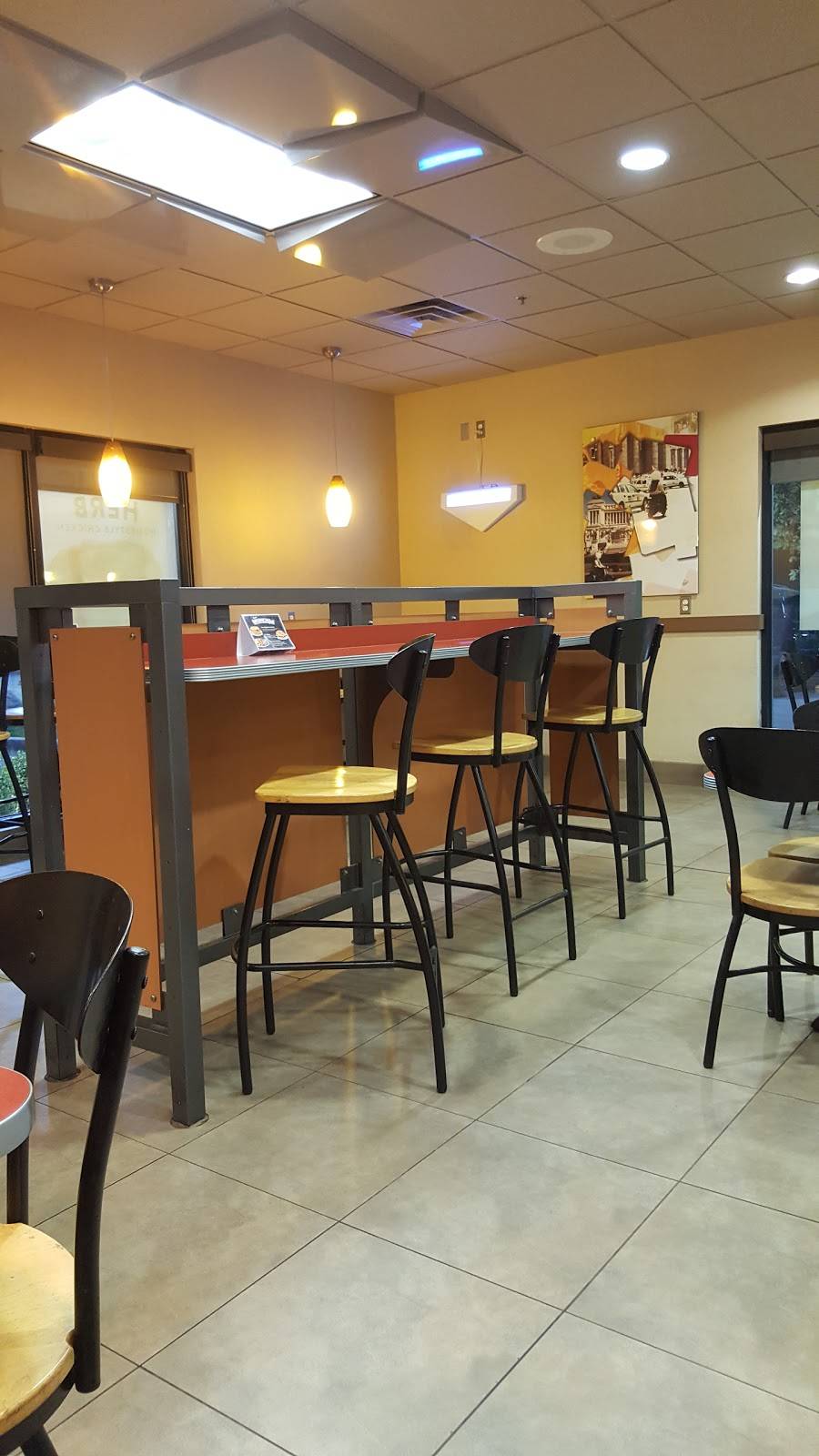 Jack in the Box | restaurant | 1920 CA-46, Wasco, CA 93280, USA | 6617584754 OR +1 661-758-4754