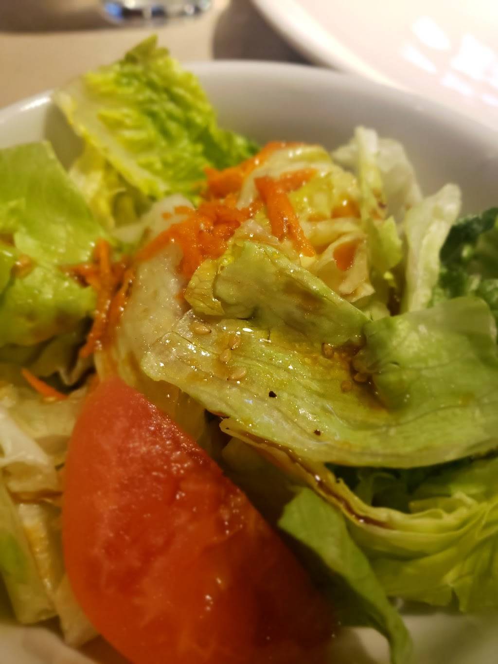 Shiki Sushi Sportsbar Redlands | restaurant | 27461 San Bernardino Ave #190, Redlands, CA 92374, USA | 9093071920 OR +1 909-307-1920