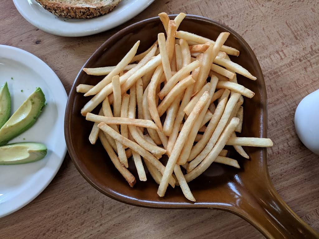 Alphies Restaurant | restaurant | 5725 Hollister Ave, Goleta, CA 93117, USA | 8056831202 OR +1 805-683-1202