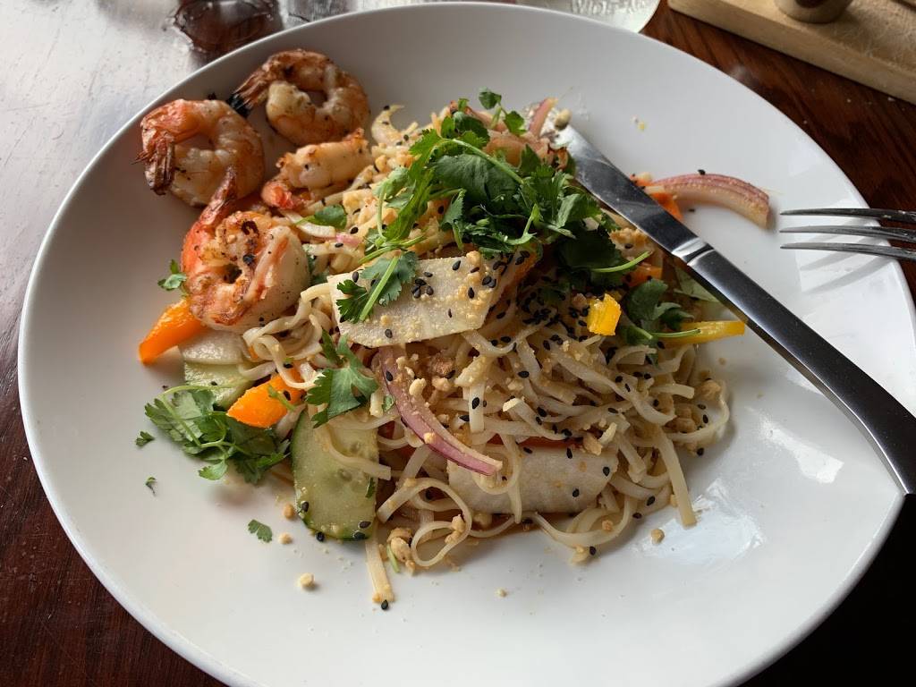 Jakes on the Water | restaurant | 5726 NY-56, Potsdam, NY 13676, USA | 3152749300 OR +1 315-274-9300