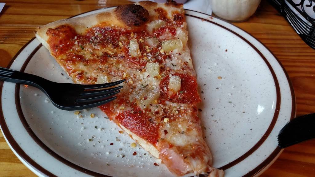 The Pizza Shop | meal delivery | 3918 Main St, Warrensburg, NY 12885, USA | 5186233070 OR +1 518-623-3070