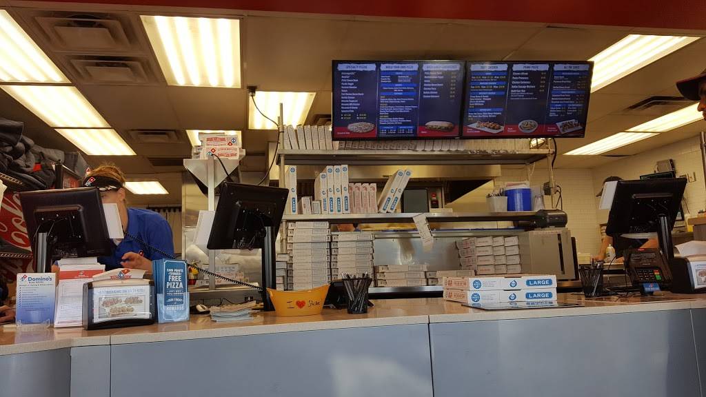 Dominos Pizza | meal delivery | 2400 Brownsboro Rd, Louisville, KY 40206, USA | 5028953030 OR +1 502-895-3030