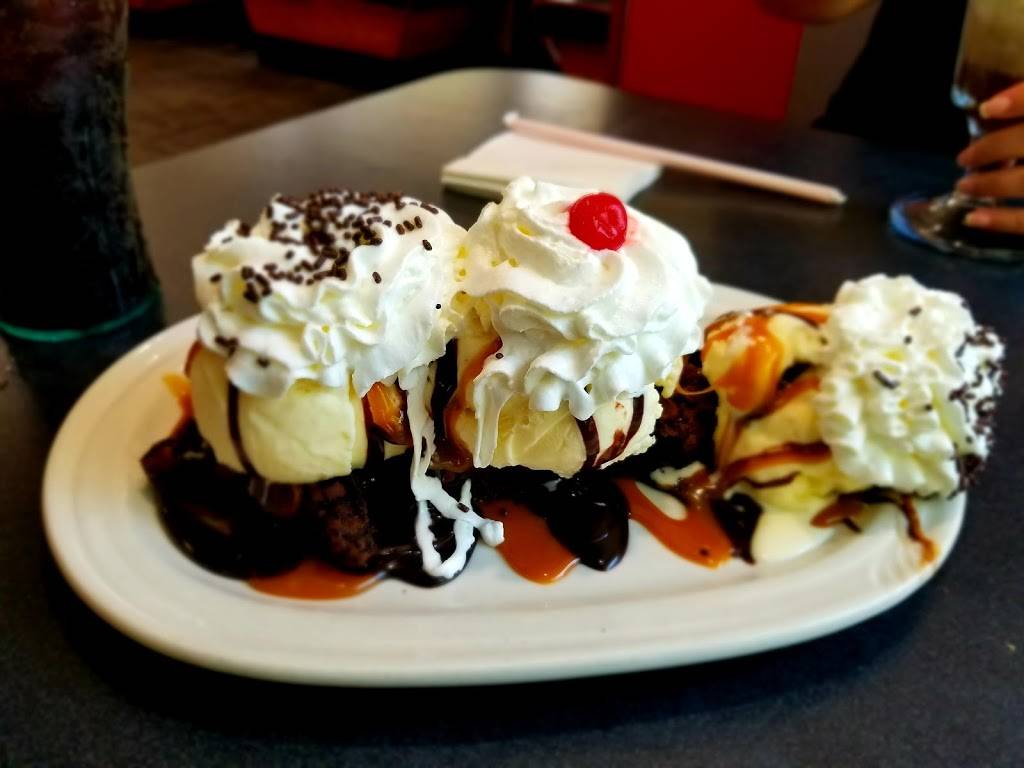 Friendlys | restaurant | 8718 International Dr, Orlando, FL 32819, USA | 4073451655 OR +1 407-345-1655