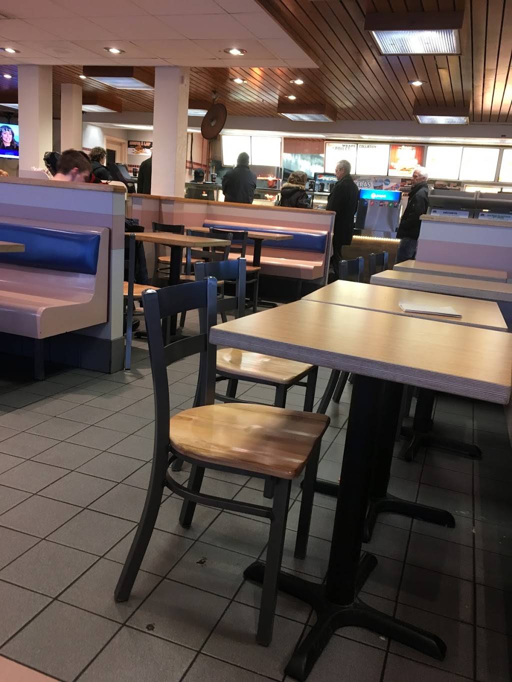 Harveys | restaurant | 23 Rue Notre-Dame, Repentigny, QC J6A 2N8, Canada | 4505825156 OR +1 450-582-5156