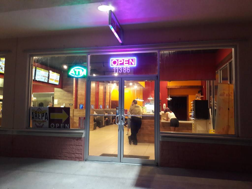 Maxi Arepa | restaurant | 11386 Miramar Pkwy, Miramar, FL 33025, USA | 7544007196 OR +1 754-400-7196