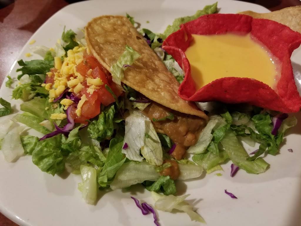 Los Pericos | restaurant | 508 S Danville St, Willis, TX 77378, USA | 9368900519 OR +1 936-890-0519