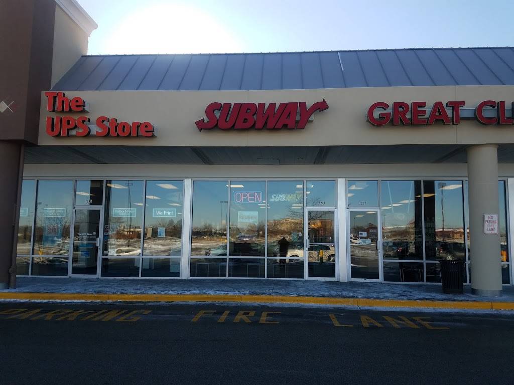 Subway | restaurant | 7241 S 76th St, Franklin, WI 53132, USA | 4144252055 OR +1 414-425-2055