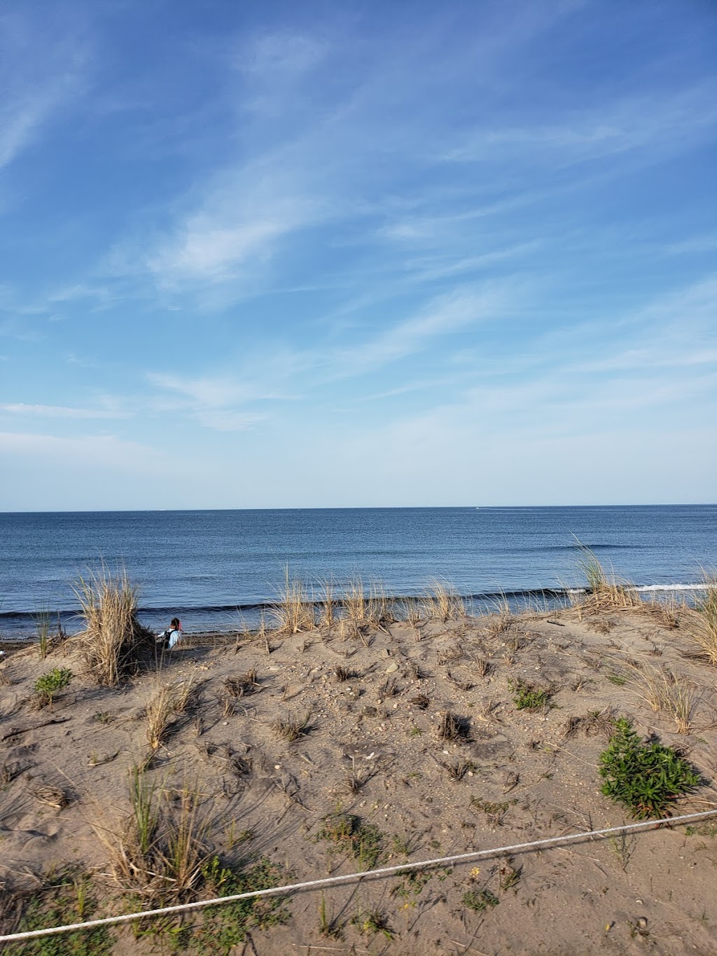 Beachead | restaurant | 598 Corn Neck Rd, New Shoreham, RI 02807, USA | 4014662249 OR +1 401-466-2249