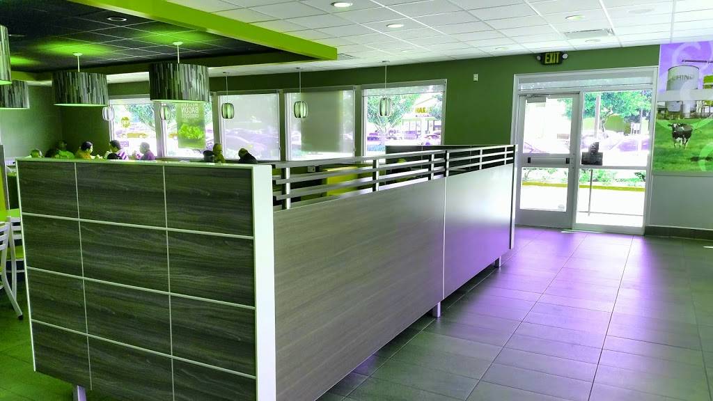 Carls Jr. | restaurant | 12005 Central Ave, Chino, CA 91710, USA | 9096282787 OR +1 909-628-2787