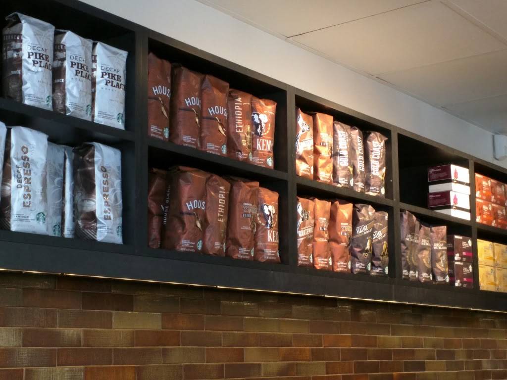 Starbucks | cafe | 11725 Lee Hwy, Fairfax, VA 22030, USA | 7033855732 OR +1 703-385-5732
