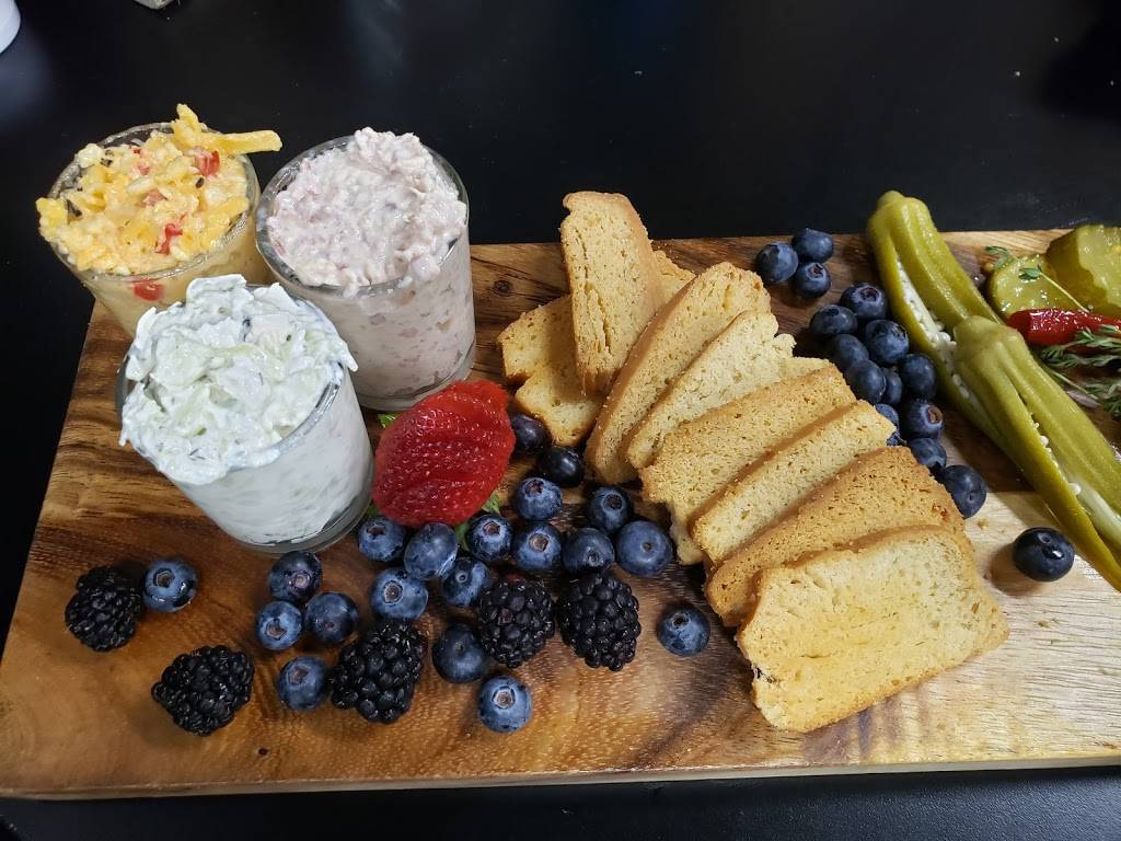 Haydens Stockyard Eatery | restaurant | 4561 Iron Works Pike, Lexington, KY 40511, USA | 8597213527 OR +1 859-721-3527