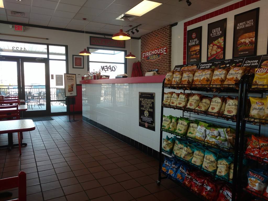 Firehouse Subs | meal delivery | 4123 N Sterling Ave, Peoria, IL 61615, USA | 3096819277 OR +1 309-681-9277