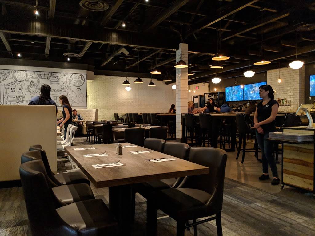 Social Eatery | restaurant | 6610 Meadowvale Town Centre Cir, Mississauga, ON L5N 4B7, Canada | 9055427007 OR +1 905-542-7007