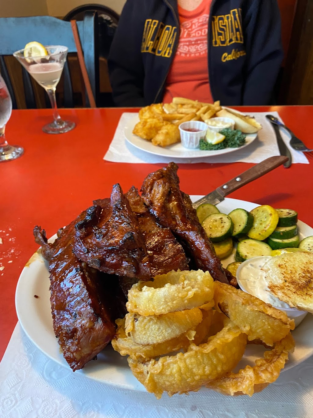 Coach House | restaurant | 604 6th Ave, Coos Bay, OR 97420, USA | 5412675116 OR +1 541-267-5116