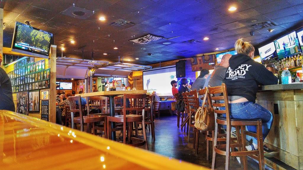 Abbey Road Tavern & Grill | restaurant | 1195 W Chatham St, Cary, NC 27513, USA | 9194814434 OR +1 919-481-4434