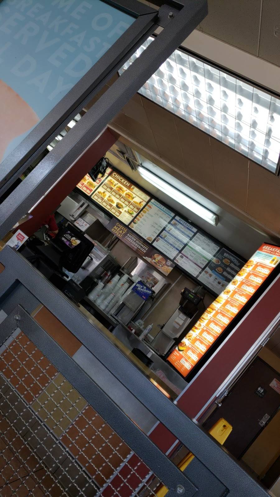 Jack in the Box | restaurant | 2025 Lincoln Blvd, Santa Monica, CA 90405, USA | 3104502927 OR +1 310-450-2927