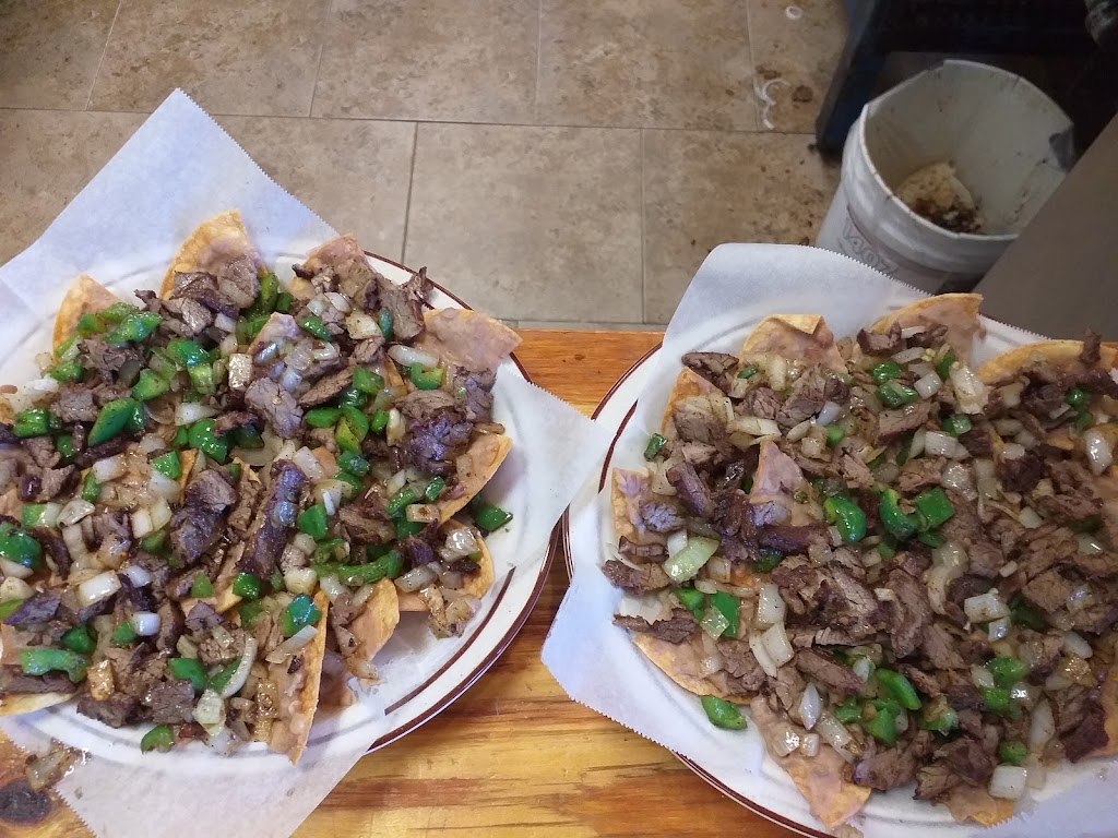 Noras Tacos | restaurant | 426 Fisher Ave E, Sabinal, TX 78881, USA | 8309882515 OR +1 830-988-2515