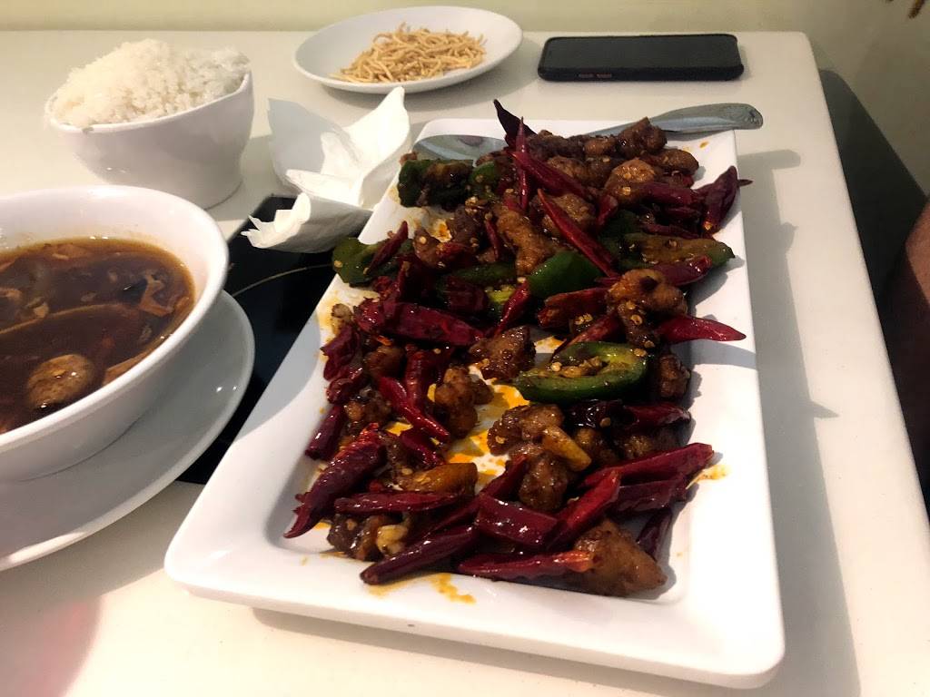 Huan Xi Chinese Restaurant | restaurant | 2428 N Murray Ave, Milwaukee, WI 53211, USA | 4149068888 OR +1 414-906-8888