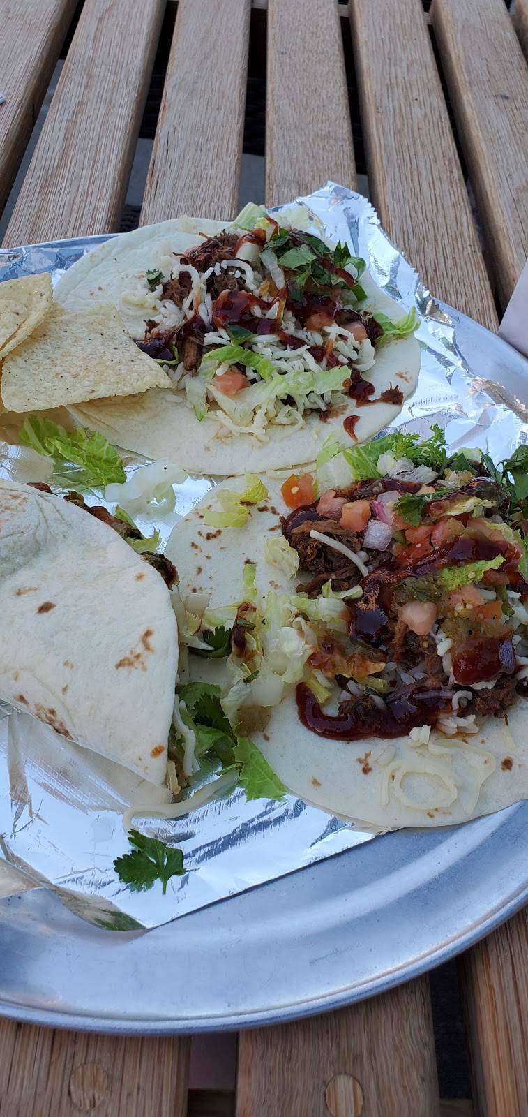 Char Burrito Bar | restaurant | 68 Castle St, Geneva, NY 14456, USA | 3157595969 OR +1 315-759-5969