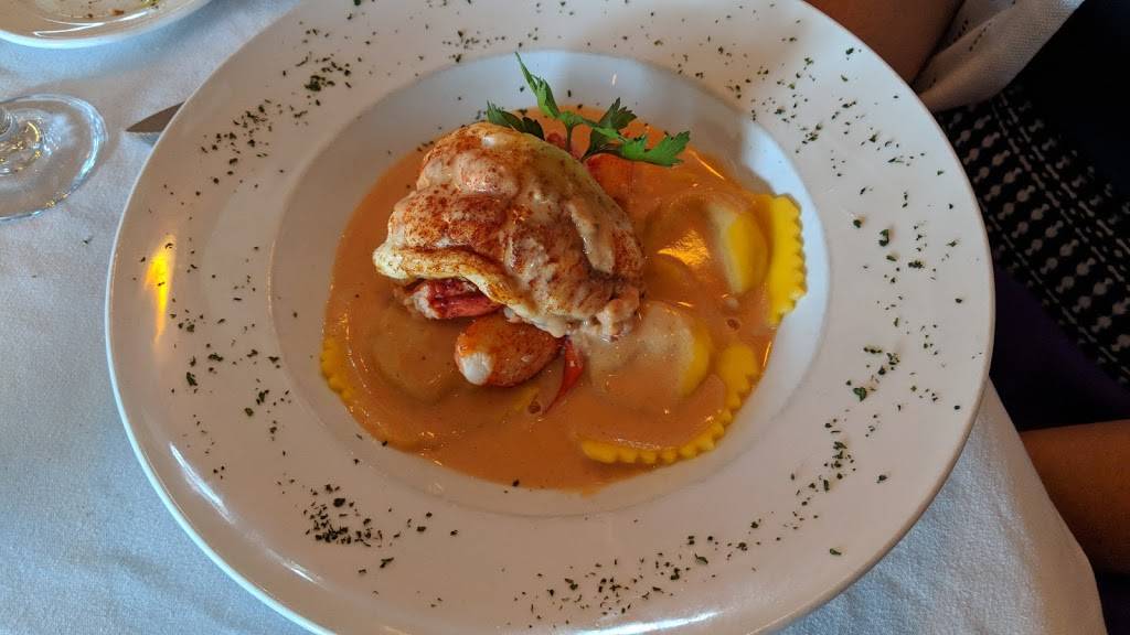 Scotts on Fifth | restaurant | 141 5th Ave, Indialantic, FL 32903, USA | 3217299779 OR +1 321-729-9779