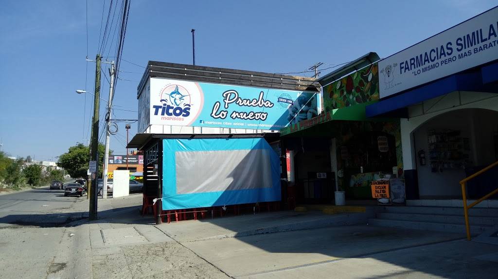 Titos Refugio | restaurant | Pso de Los Laureles 9166, El Refugio, García, Redondo, B.C., Mexico | 016643163791 OR +52 664 316 3791