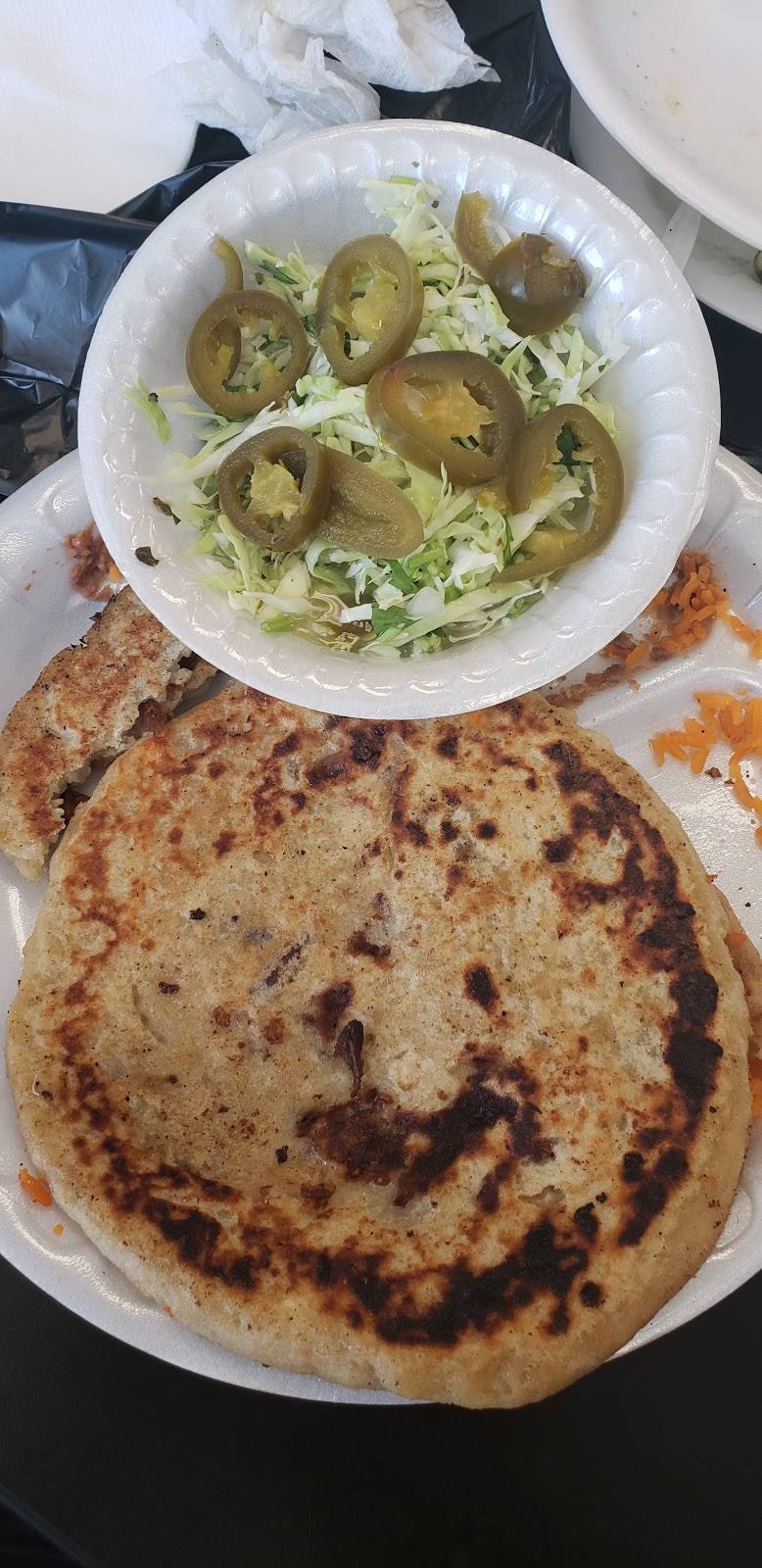 Medinas Tacos | restaurant | 13462 Manning Ave, Parlier, CA 93648, USA | 5593561143 OR +1 559-356-1143