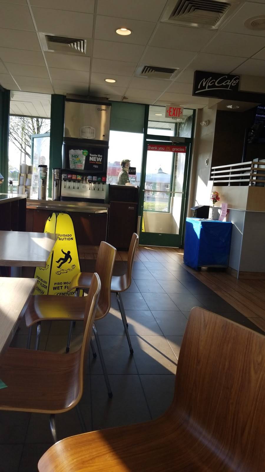 McDonalds | cafe | 8152 John Mosby Hwy, Boyce, VA 22620, USA | 5408371990 OR +1 540-837-1990