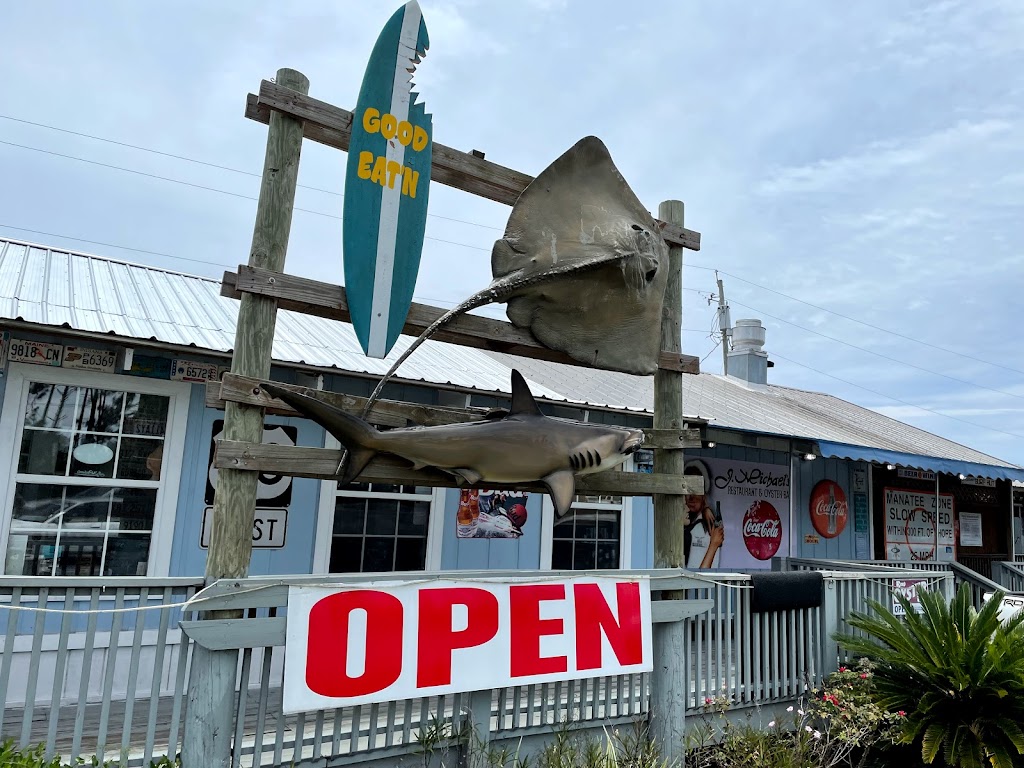 J. Michaels Restaurant | restaurant | 3210 Thomas Dr, Panama City Beach, FL 32408, USA | 8502332055 OR +1 850-233-2055