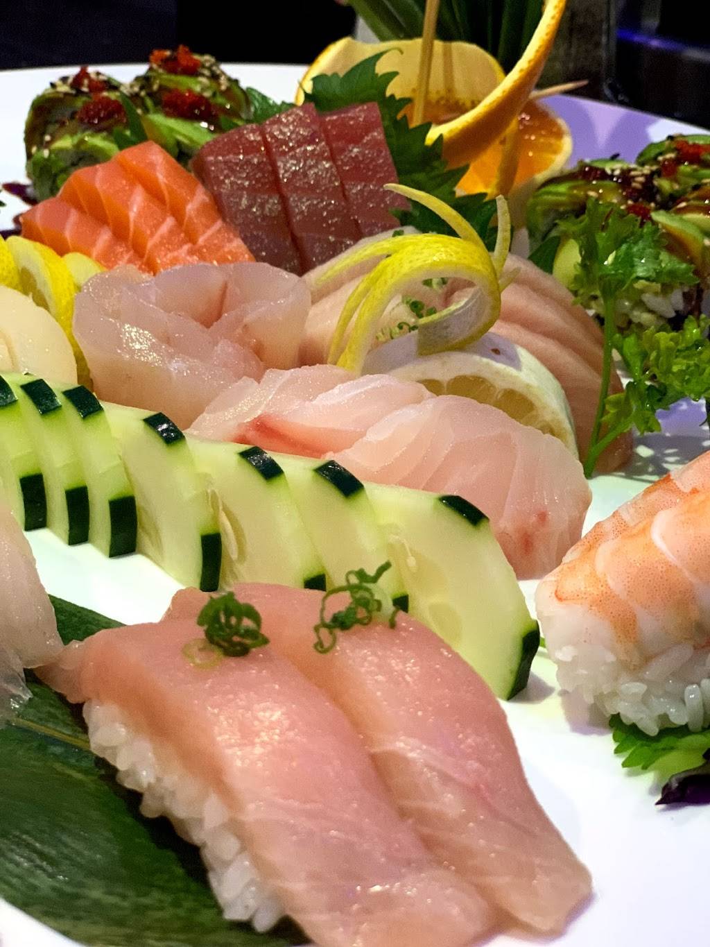 Sakura Japanese Steakhouse | restaurant | 10722 Big Bend Rd, Riverview, FL 33579, USA | 8136712388 OR +1 813-671-2388