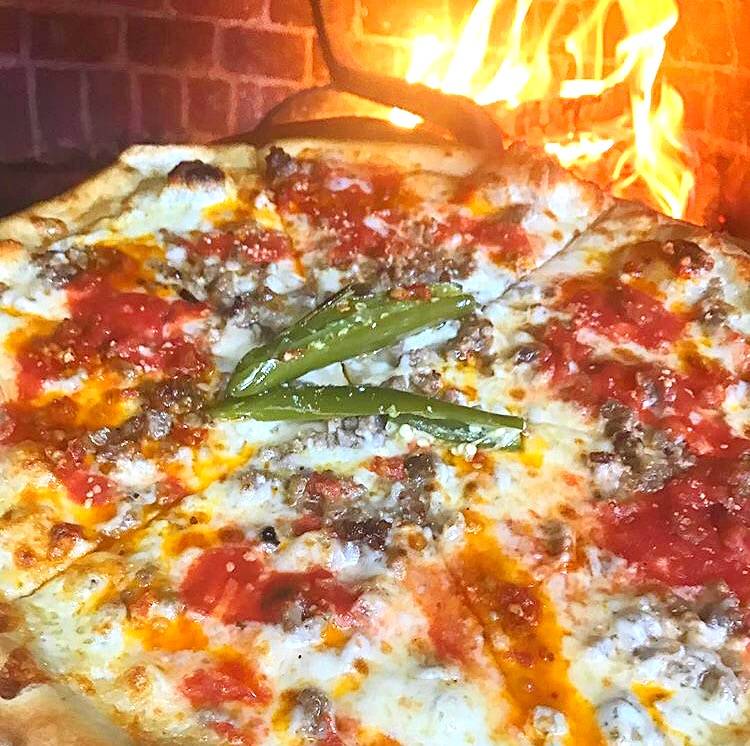 900 Degrees Pizza Truck | restaurant | 4700 Park Ave, Bridgeport, CT 06606, USA | 2035050581 OR +1 203-505-0581