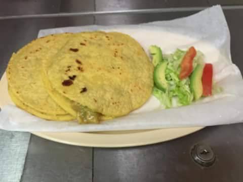 El Puente Taqueria | restaurant | 701 S Cherokee Ln, Lodi, CA 95240, USA | 2092248511 OR +1 209-224-8511