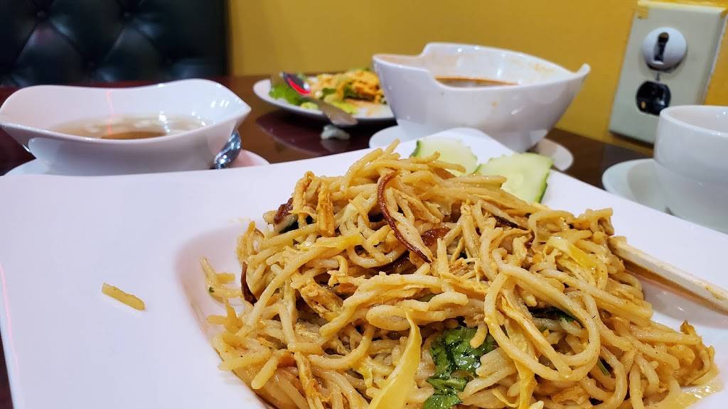 Tri Asian Taste | restaurant | 5001 E Trindle Rd, Mechanicsburg, PA 17050, USA | 7179721247 OR +1 717-972-1247