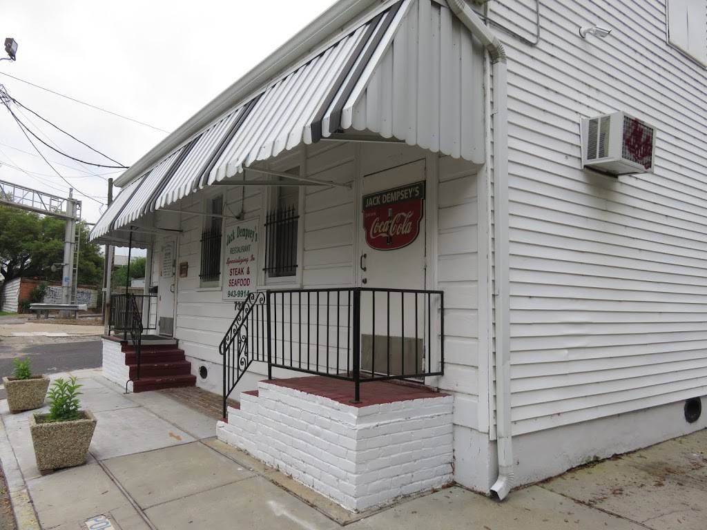 Jack Dempseys Restaurant | restaurant | 738 Poland Ave, New Orleans, LA 70117, USA | 5049439914 OR +1 504-943-9914