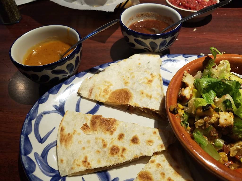 Chevys Fresh Mex | restaurant | 1730 Travis Blvd, Fairfield, CA 94533, USA | 7074258374 OR +1 707-425-8374