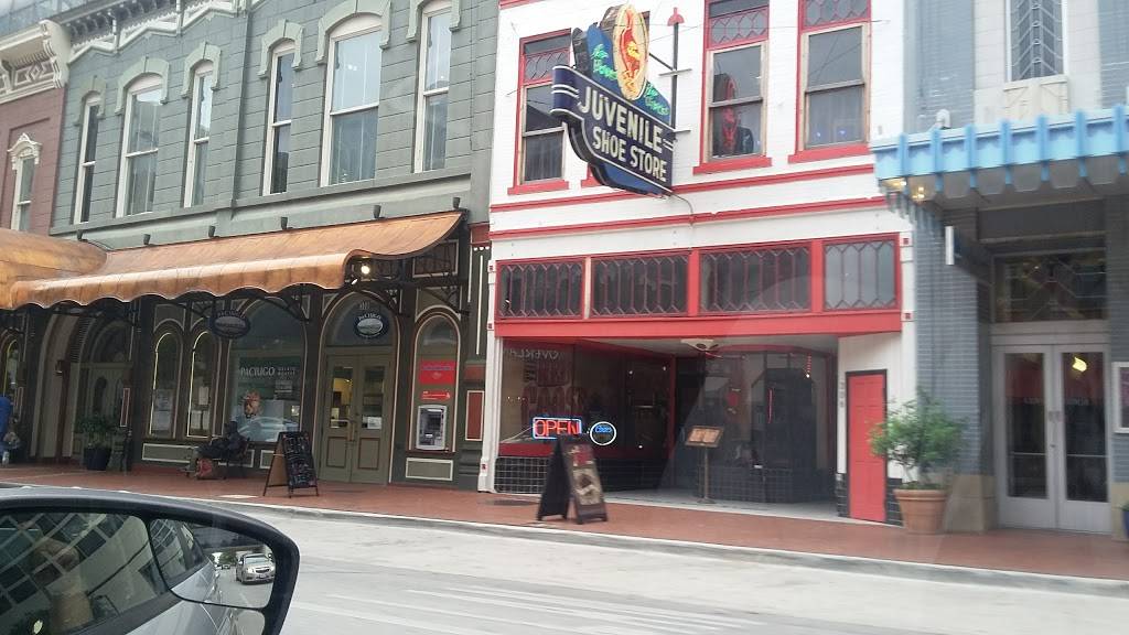 Reata Restaurant | restaurant | 310 Houston St, Fort Worth, TX 76102, USA | 8173361009 OR +1 817-336-1009