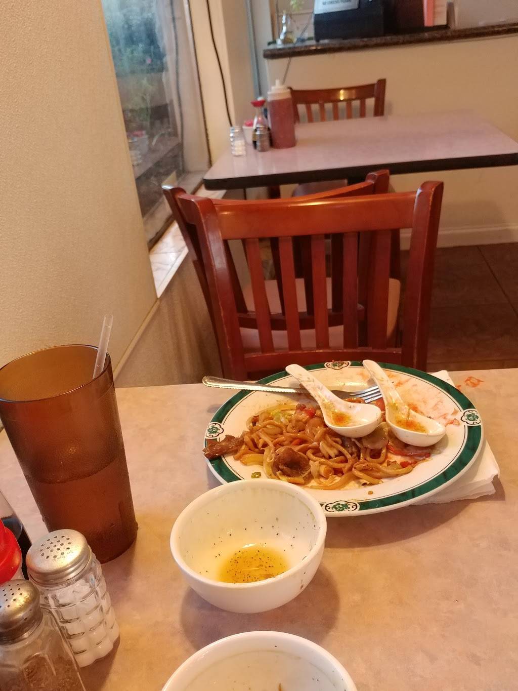 Magic Wok | restaurant | 15080 Lakeshore Dr, Clearlake, CA 95422, USA | 7079952272 OR +1 707-995-2272