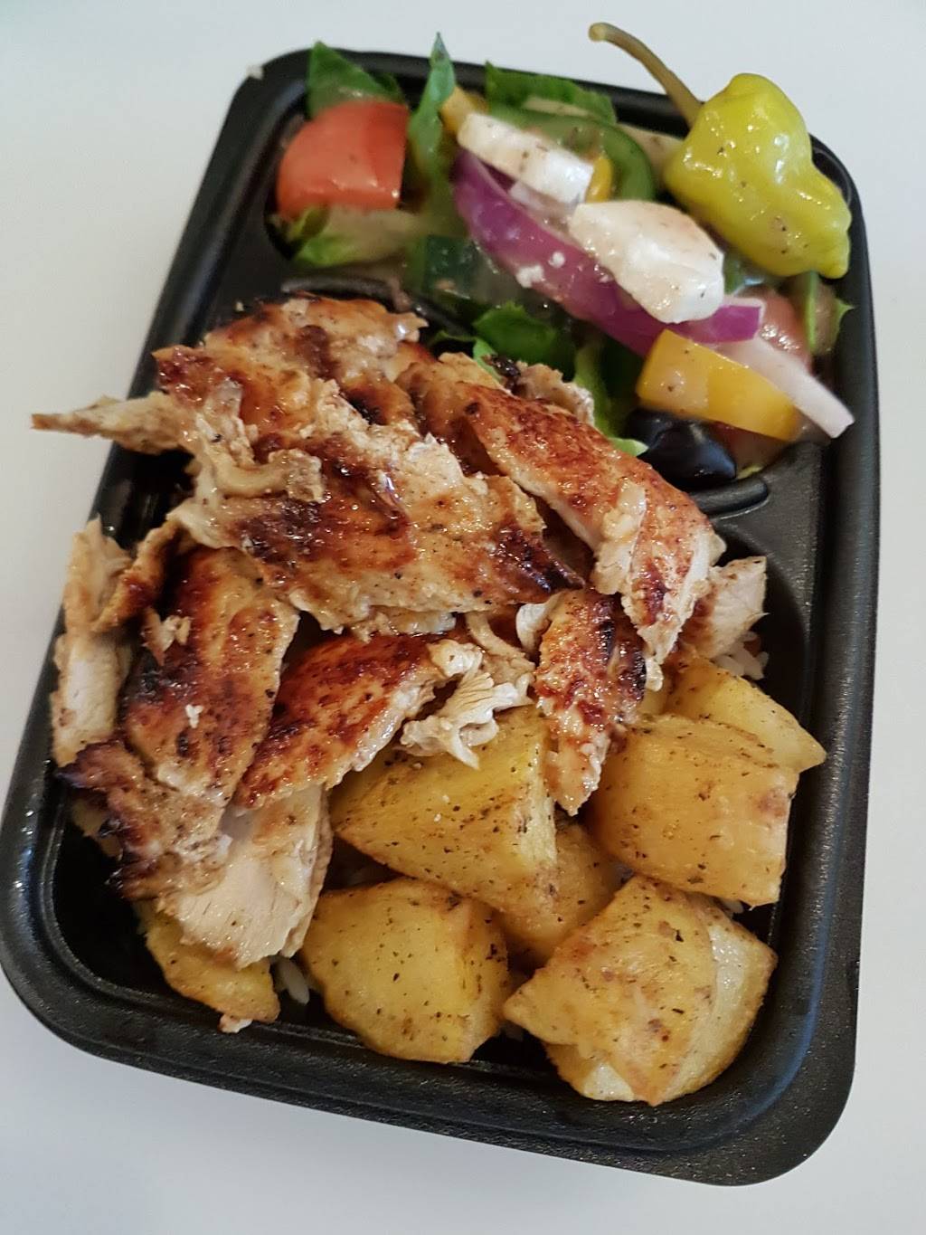 Greeko’s Souvlaki & Pizza | restaurant | 1234 Merivale Rd, Ottawa, ON K2C 4C3, Canada | 6137282424 OR +1 613-728-2424