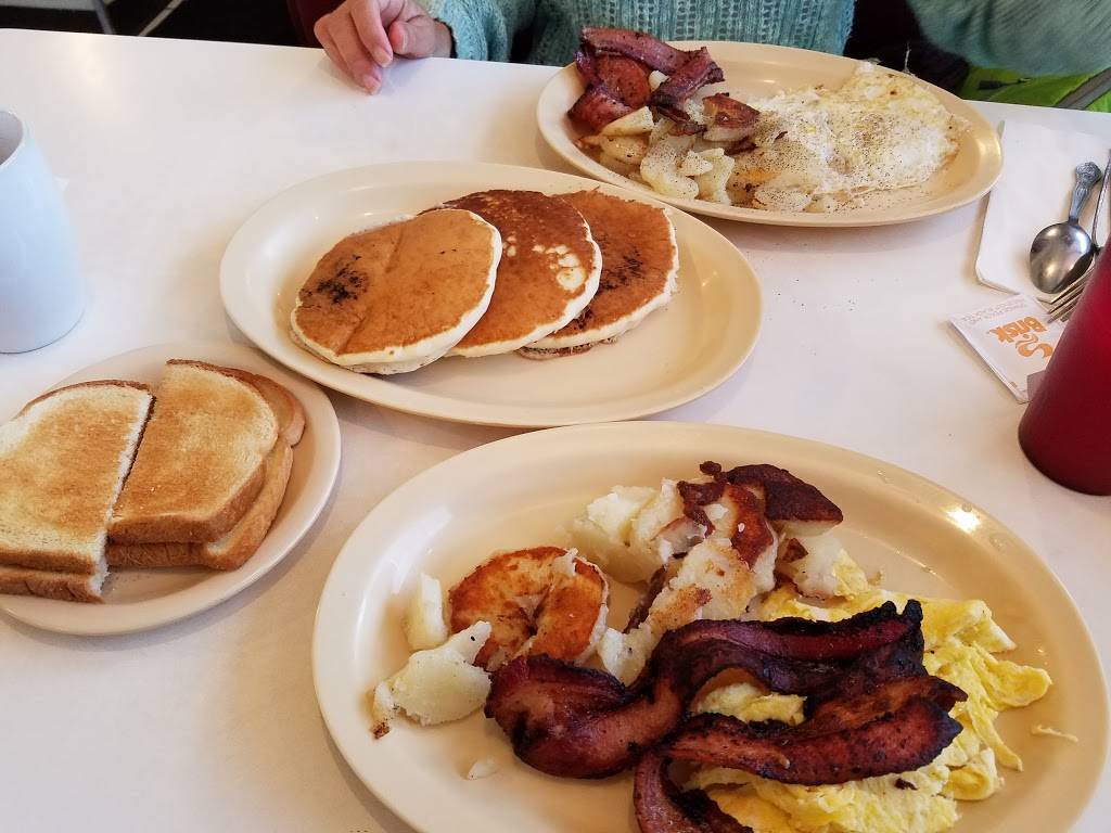 Daves Diner | restaurant | 1011 Seaway Dr, Fort Pierce, FL 34949, USA | 7724602810 OR +1 772-460-2810