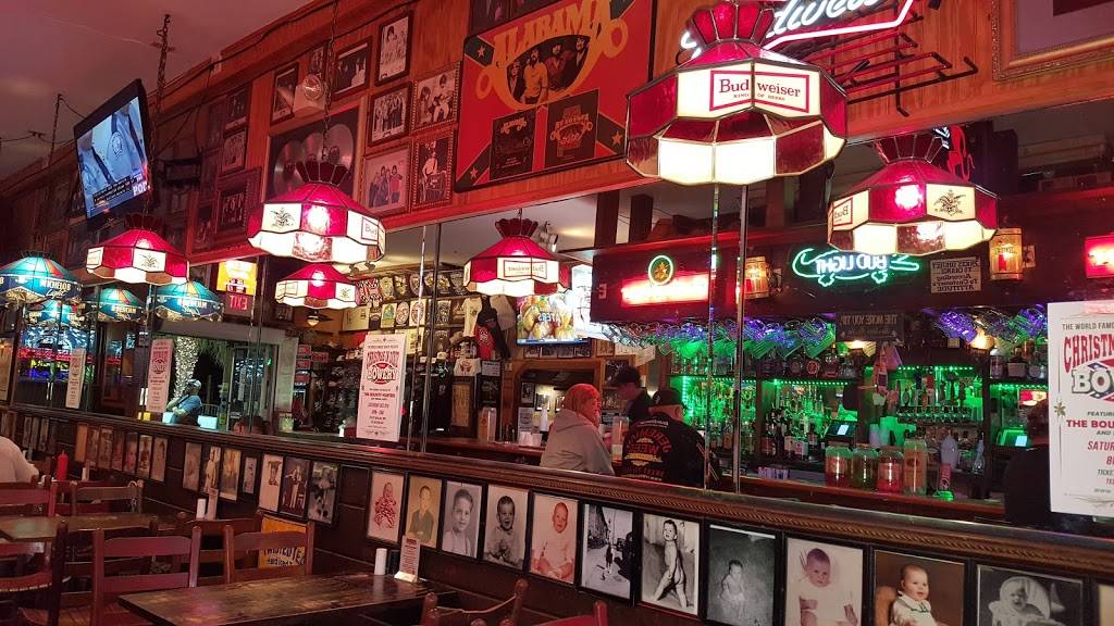 Duffys Tavern | restaurant | 110 9th Ave N, Myrtle Beach, SC 29577, USA | 8436263445 OR +1 843-626-3445