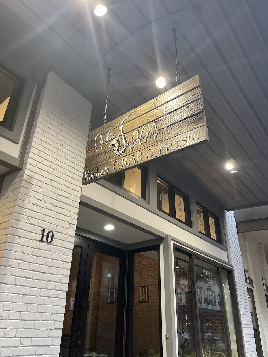 Joint on Palafox | restaurant | 10 S Palafox St, Pensacola, FL 32502, USA | 8503327390 OR +1 850-332-7390