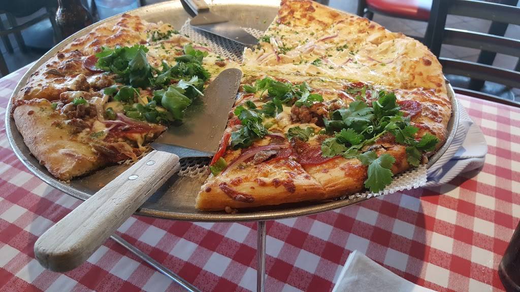 Bills Pizza | restaurant | 119 S Indian Canyon Dr, Palm Springs, CA 92262, USA | 7603255571 OR +1 760-325-5571