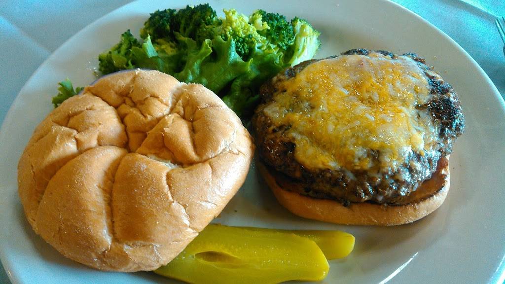 The Generals Quarters Restaurant | restaurant | 32345 Constitution Hwy, Locust Grove, VA 22508, USA | 5408544800 OR +1 540-854-4800