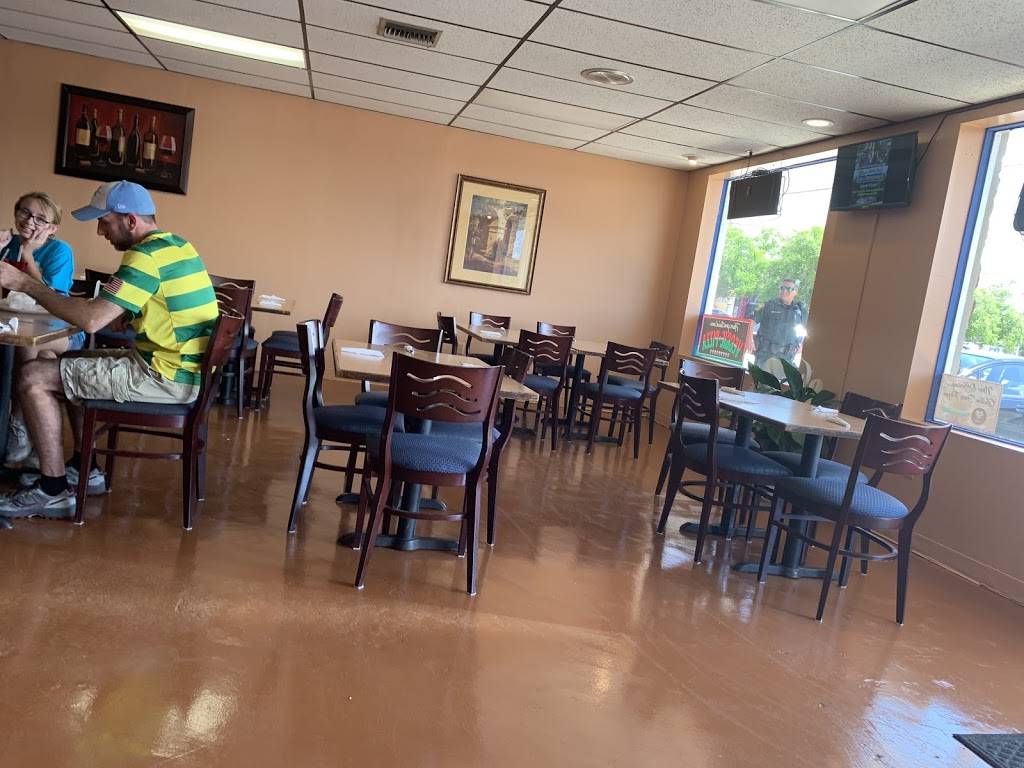 Schianos Pizza | restaurant | 437 NE 1st Terrace, Crystal River, FL 34428, USA | 3525636415 OR +1 352-563-6415