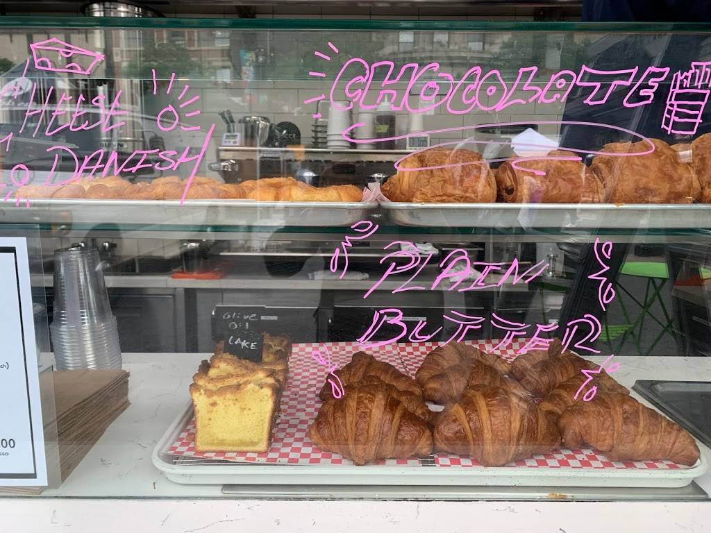 Cafe Bocce | meal takeaway | 20 Union Square W, New York, NY 10003, USA | 2126777818 OR +1 212-677-7818