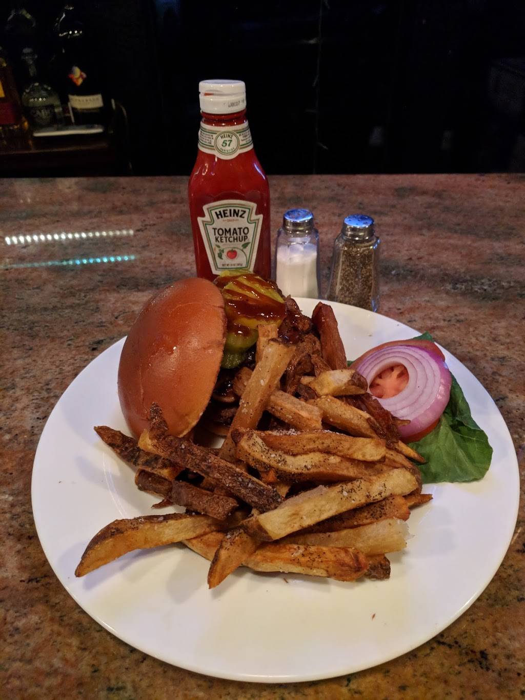 Lakeside Restaurant and Bar | restaurant | 56 Lake Dr W, Wayne, NJ 07470, USA | 9738338798 OR +1 973-833-8798