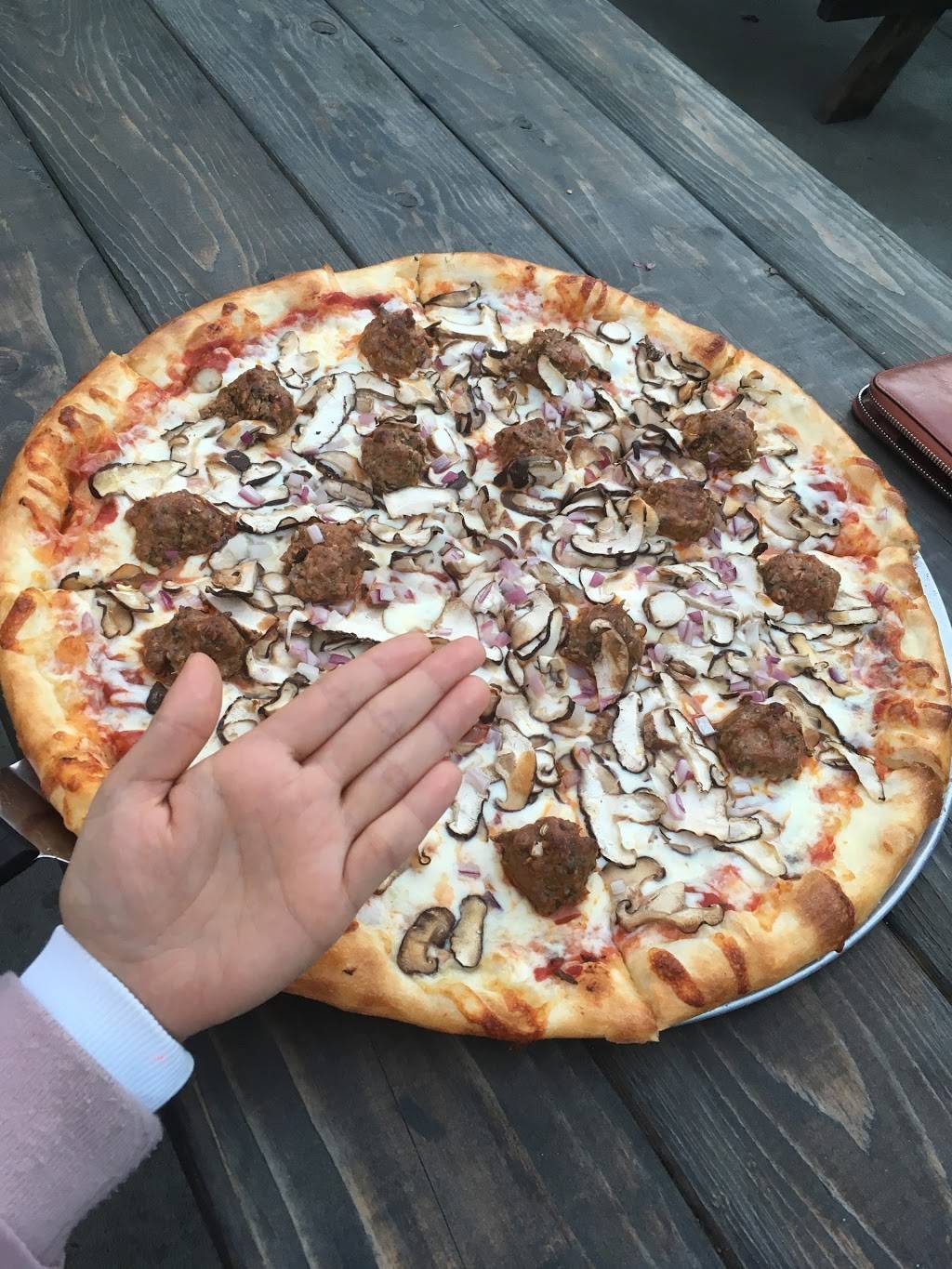 Spinning Dough | restaurant | 2935 Market St, Oakland, CA 94608, USA | 5102509882 OR +1 510-250-9882