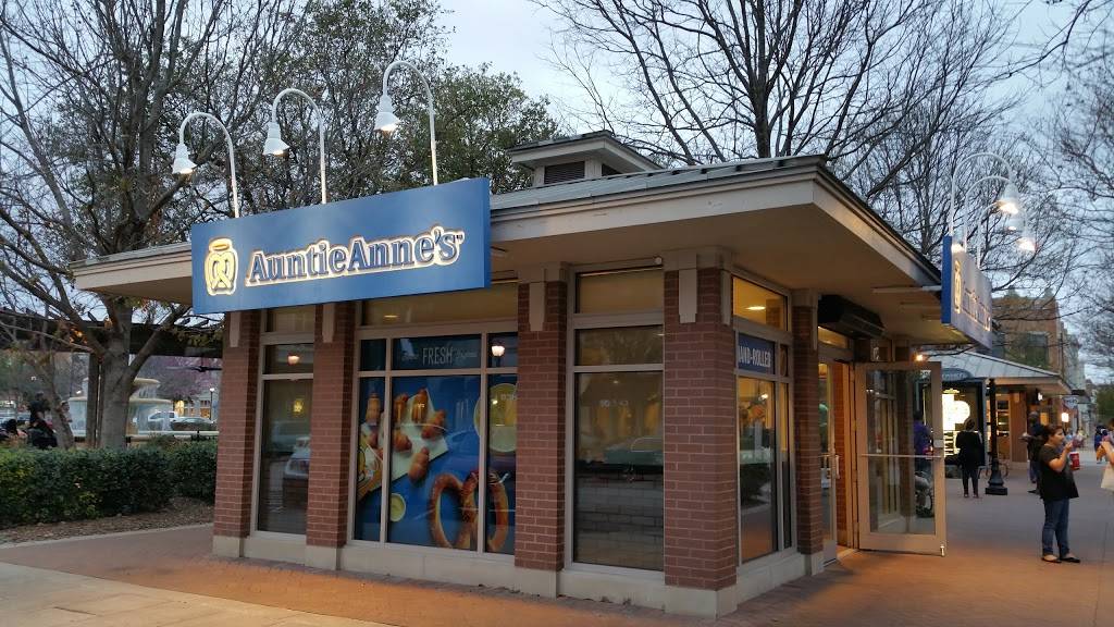Auntie Annes | cafe | 295 Cedar Sage Dr, Garland, TX 75040, USA | 9726751690 OR +1 972-675-1690