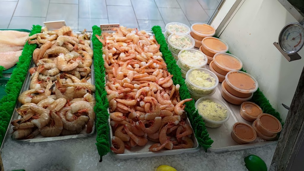 Coral Hills Seafood & Crab | restaurant | 4827 Marlboro Pike, Capitol Heights, MD 20743, USA | 3017353329 OR +1 301-735-3329