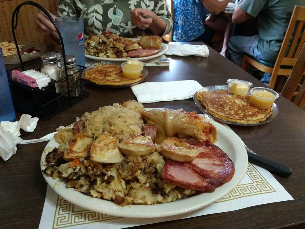 Krzysiaks House Restaurant | restaurant | 1605 Michigan Ave, Bay City, MI 48708, USA | 9898945531 OR +1 989-894-5531